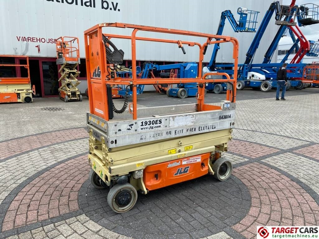 JLG 1930ES Electric Scissor Work Lift 772cm - Škarasta podizna platforma: slika JLG 1930ES Electric Scissor Work Lift 772cm - Škarasta podizna platforma JLG 1930ES Electric Scissor Work Lift 772cm - Škarasta podizna platforma: slika JLG 1930ES Electric Scissor Work Lift 772cm - Škarasta podizna platforma