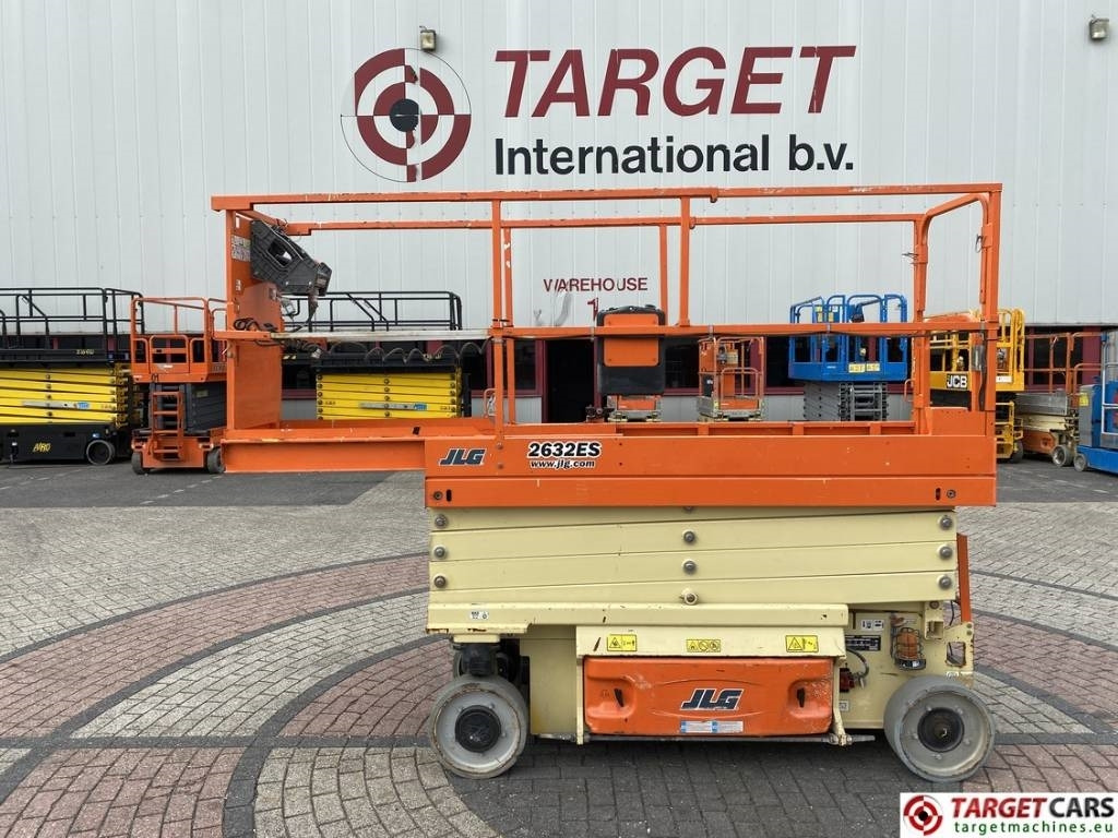 Zakup JLG 2632ES Electric Scissor Work Lift 977cm  JLG 2632ES Electric Scissor Work Lift 977cm: slika Zakup JLG 2632ES Electric Scissor Work Lift 977cm  JLG 2632ES Electric Scissor Work Lift 977cm