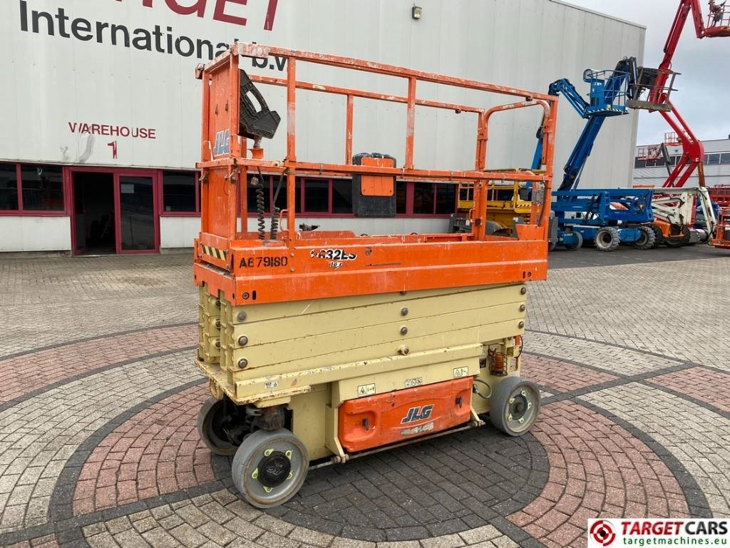 JLG 2632ES Electric Scissor Work Lift 977cm - Škarasta podizna platforma: slika JLG 2632ES Electric Scissor Work Lift 977cm - Škarasta podizna platforma JLG 2632ES Electric Scissor Work Lift 977cm - Škarasta podizna platforma: slika JLG 2632ES Electric Scissor Work Lift 977cm - Škarasta podizna platforma