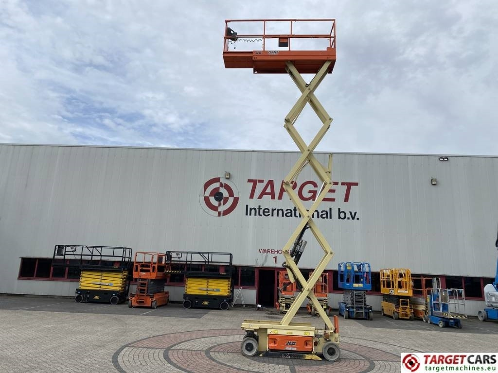 Zakup JLG 2632ES Electric Scissor Work Lift 977cm  JLG 2632ES Electric Scissor Work Lift 977cm: slika Zakup JLG 2632ES Electric Scissor Work Lift 977cm  JLG 2632ES Electric Scissor Work Lift 977cm