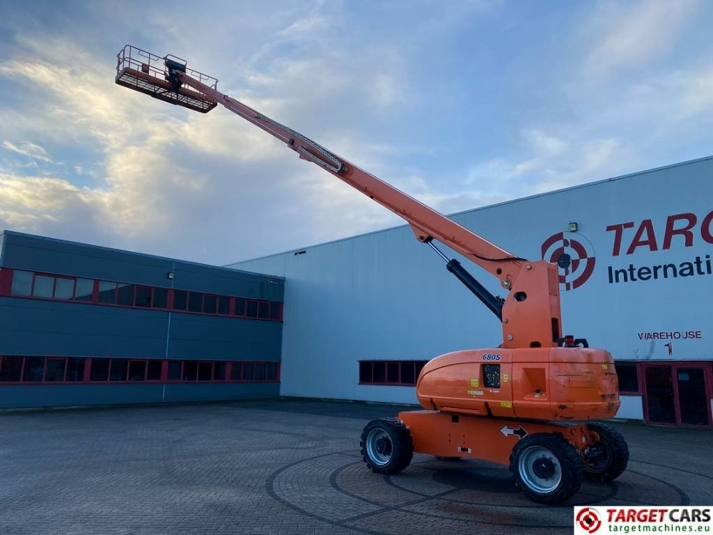 Teleskopski krak JLG 680S Telescopic 4x4 Diesel Boom Work Lift 2273cm: slika Teleskopski krak JLG 680S Telescopic 4x4 Diesel Boom Work Lift 2273cm