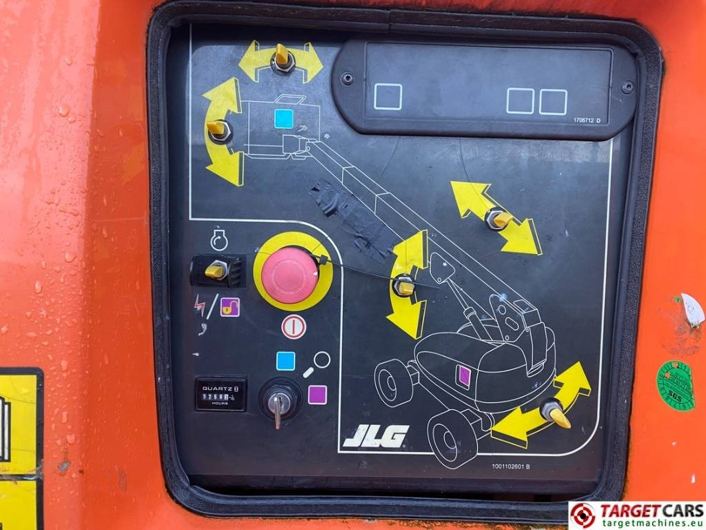 Teleskopski krak JLG 680S Telescopic 4x4 Diesel Boom Work Lift 2273cm: slika Teleskopski krak JLG 680S Telescopic 4x4 Diesel Boom Work Lift 2273cm