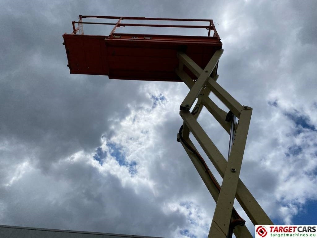 Škarasta podizna platforma JLG 6RS Electric Scissor Work Lift 779cm: slika Škarasta podizna platforma JLG 6RS Electric Scissor Work Lift 779cm