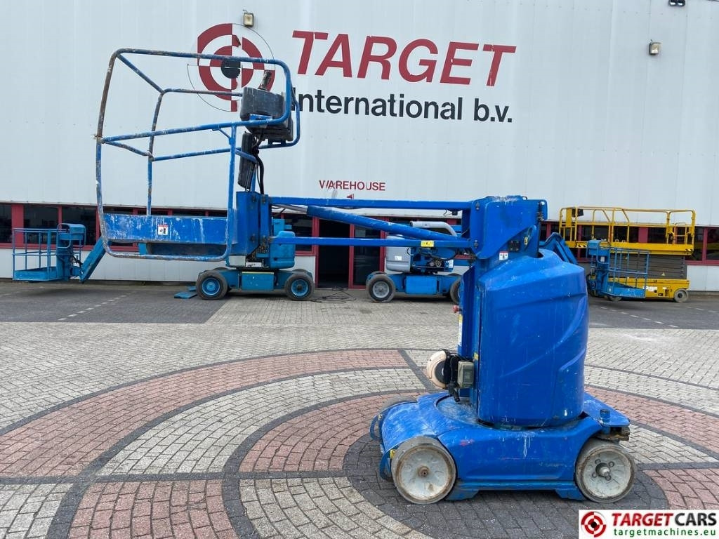 Manitou 100VJR Electric Vertical Mast Work Lift 990cm - Podizna platforma: slika Manitou 100VJR Electric Vertical Mast Work Lift 990cm - Podizna platforma Manitou 100VJR Electric Vertical Mast Work Lift 990cm - Podizna platforma: slika Manitou 100VJR Electric Vertical Mast Work Lift 990cm - Podizna platforma