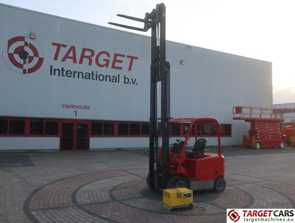 Manitou ME425 Electric 4wheel Forklift 2500KG Triplex450cm  - Električni viličar: slika Manitou ME425 Electric 4wheel Forklift 2500KG Triplex450cm  - Električni viličar Manitou ME425 Electric 4wheel Forklift 2500KG Triplex450cm  - Električni viličar: slika Manitou ME425 Electric 4wheel Forklift 2500KG Triplex450cm  - Električni viličar