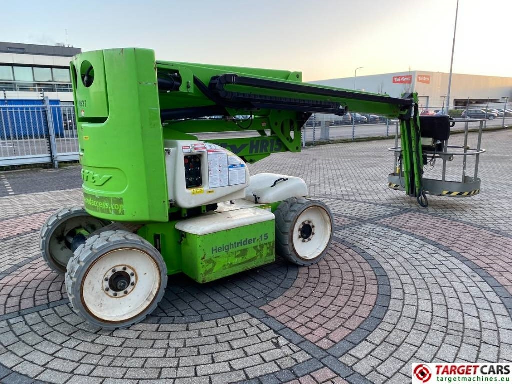 Niftylift HR15NDE Articulated BiFuel Boom Work Lift 1550cm - Zglobni krak: slika Niftylift HR15NDE Articulated BiFuel Boom Work Lift 1550cm - Zglobni krak Niftylift HR15NDE Articulated BiFuel Boom Work Lift 1550cm - Zglobni krak: slika Niftylift HR15NDE Articulated BiFuel Boom Work Lift 1550cm - Zglobni krak