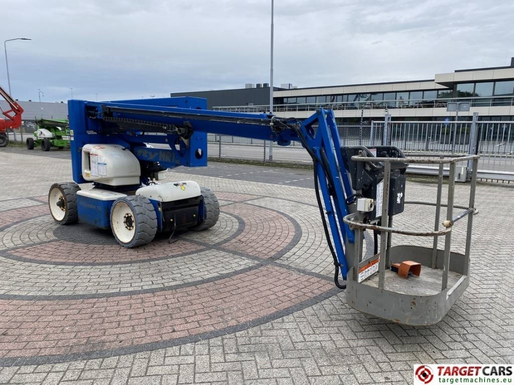 Niftylift HR15NDE HyBrid Articulated Boom Work Lift 1550cm - Zglobni krak: slika Niftylift HR15NDE HyBrid Articulated Boom Work Lift 1550cm - Zglobni krak Niftylift HR15NDE HyBrid Articulated Boom Work Lift 1550cm - Zglobni krak: slika Niftylift HR15NDE HyBrid Articulated Boom Work Lift 1550cm - Zglobni krak