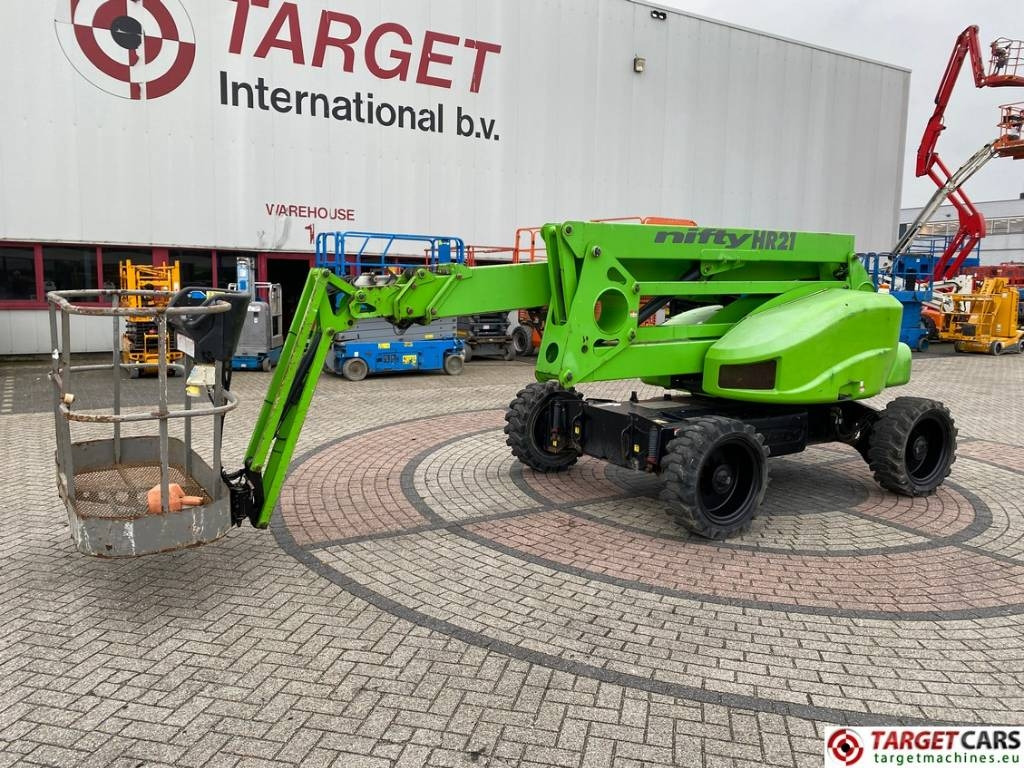 Niftylift HR21D MK2 Articulated 4x4 Diesel Boom WorkLift 21M - Zglobni krak: slika Niftylift HR21D MK2 Articulated 4x4 Diesel Boom WorkLift 21M - Zglobni krak Niftylift HR21D MK2 Articulated 4x4 Diesel Boom WorkLift 21M - Zglobni krak: slika Niftylift HR21D MK2 Articulated 4x4 Diesel Boom WorkLift 21M - Zglobni krak