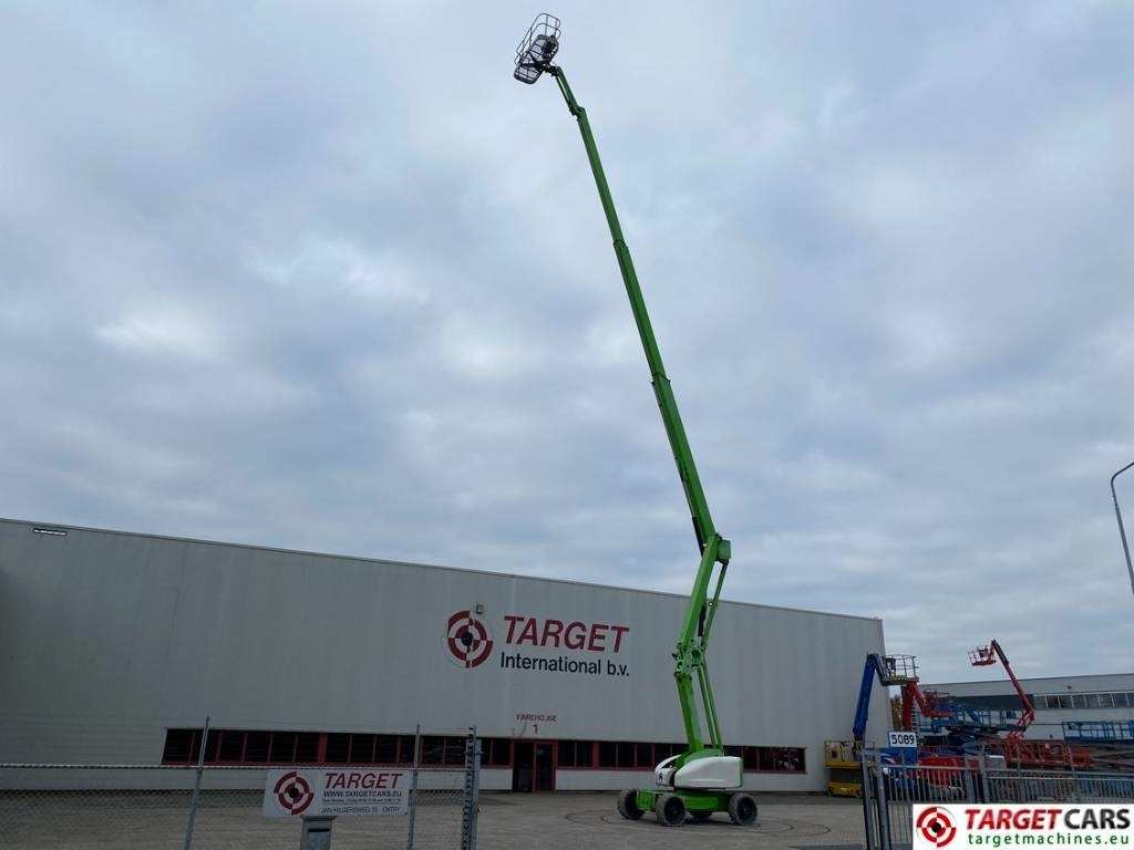Niftylift HR28 HyBrid Articulated 4x4 Boom Work Lift 2800cm - Zglobni krak: slika Niftylift HR28 HyBrid Articulated 4x4 Boom Work Lift 2800cm - Zglobni krak Niftylift HR28 HyBrid Articulated 4x4 Boom Work Lift 2800cm - Zglobni krak: slika Niftylift HR28 HyBrid Articulated 4x4 Boom Work Lift 2800cm - Zglobni krak