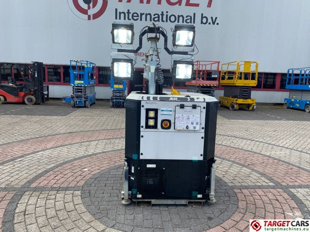 SMC SL80 Tower Light SL80K 4x300W Led - Rasvjetni stup: slika SMC SL80 Tower Light SL80K 4x300W Led - Rasvjetni stup SMC SL80 Tower Light SL80K 4x300W Led - Rasvjetni stup: slika SMC SL80 Tower Light SL80K 4x300W Led - Rasvjetni stup