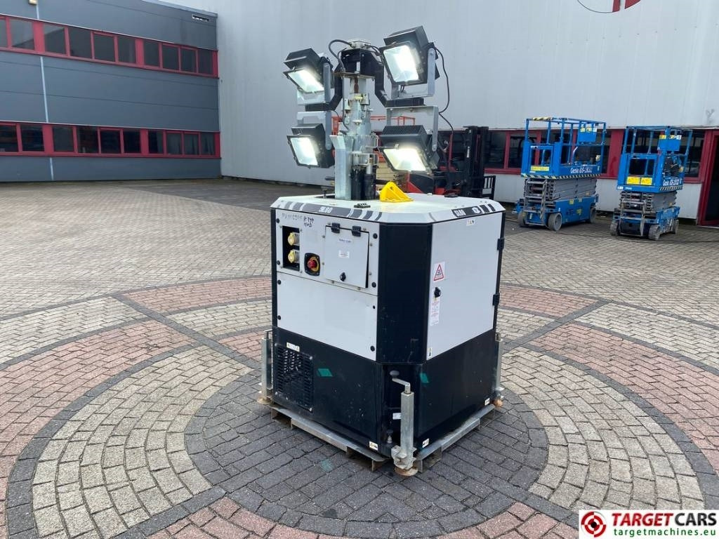 SMC SL80 Tower Light SL80K 4x300W Led - Rasvjetni stup: slika SMC SL80 Tower Light SL80K 4x300W Led - Rasvjetni stup SMC SL80 Tower Light SL80K 4x300W Led - Rasvjetni stup: slika SMC SL80 Tower Light SL80K 4x300W Led - Rasvjetni stup