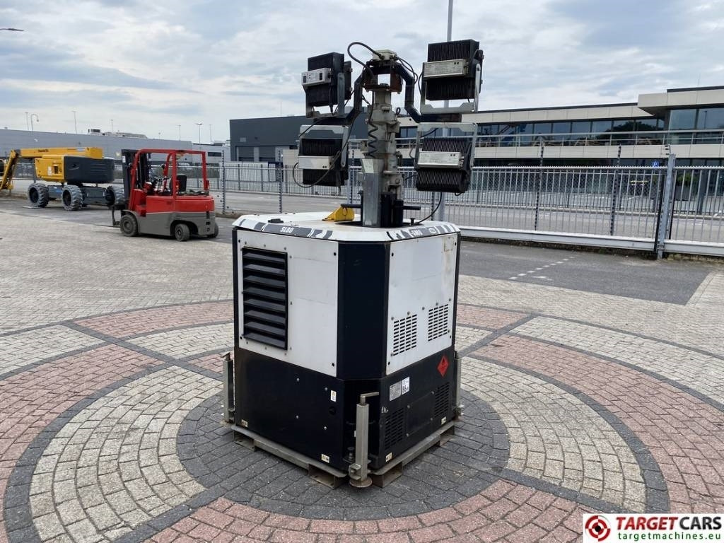 SMC SL80K TowerLight 4x300W Led SL80 - Rasvjetni stup: slika SMC SL80K TowerLight 4x300W Led SL80 - Rasvjetni stup SMC SL80K TowerLight 4x300W Led SL80 - Rasvjetni stup: slika SMC SL80K TowerLight 4x300W Led SL80 - Rasvjetni stup