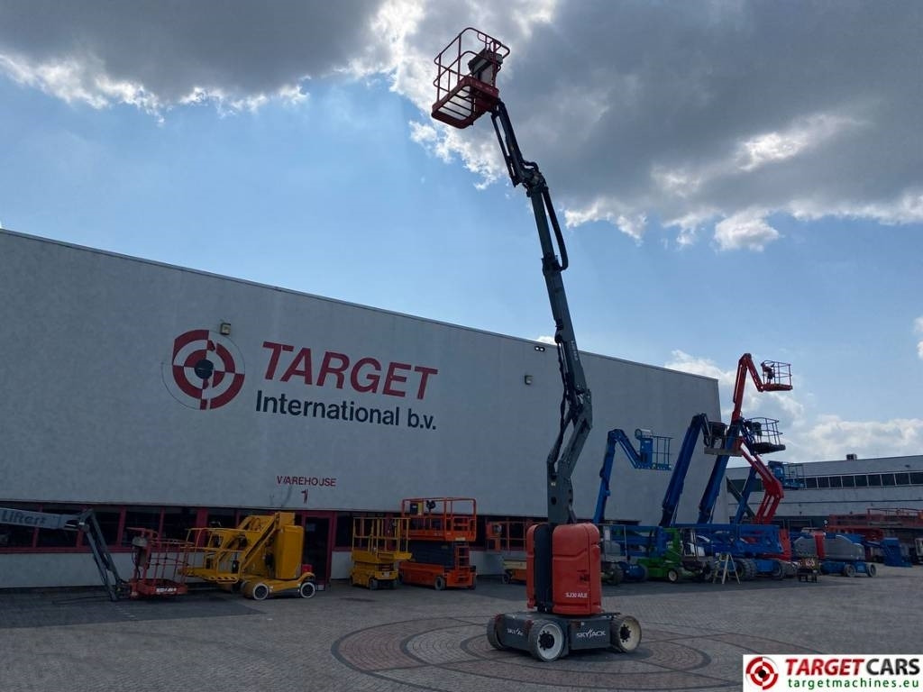 SkyJack SJ30 ARJE Articulated Electric Boom Work Lift 11M - Zglobni krak: slika SkyJack SJ30 ARJE Articulated Electric Boom Work Lift 11M - Zglobni krak SkyJack SJ30 ARJE Articulated Electric Boom Work Lift 11M - Zglobni krak: slika SkyJack SJ30 ARJE Articulated Electric Boom Work Lift 11M - Zglobni krak