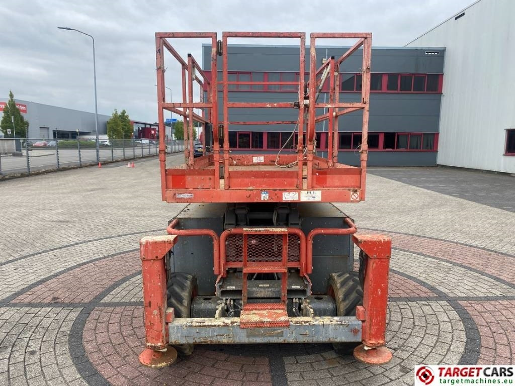 Škarasta podizna platforma SkyJack SJ6832 RT Diesel 4x4 Scissor Work Lift 1180cm: slika Škarasta podizna platforma SkyJack SJ6832 RT Diesel 4x4 Scissor Work Lift 1180cm