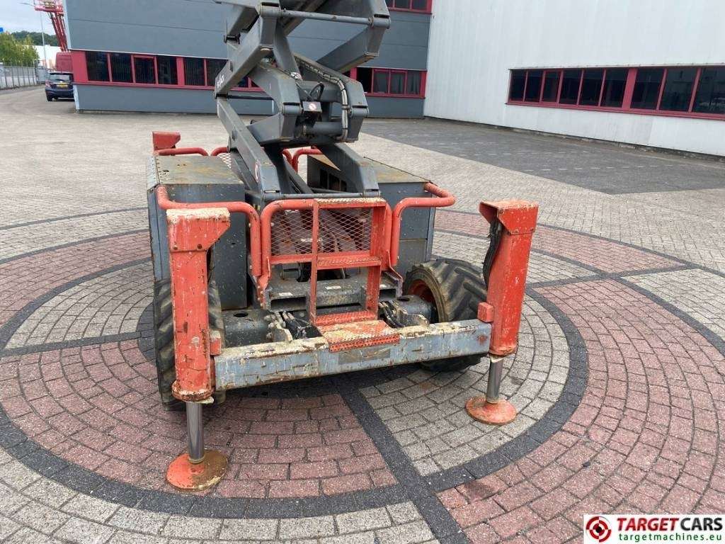 Škarasta podizna platforma SkyJack SJ6832 RT Diesel 4x4 Scissor Work Lift 1180cm: slika Škarasta podizna platforma SkyJack SJ6832 RT Diesel 4x4 Scissor Work Lift 1180cm