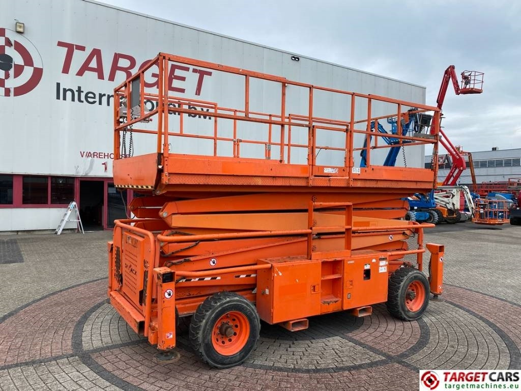 SkyJack SJ9250 RT Diesel 4x4 Scissor Work Lift 1720cm - Škarasta podizna platforma: slika SkyJack SJ9250 RT Diesel 4x4 Scissor Work Lift 1720cm - Škarasta podizna platforma SkyJack SJ9250 RT Diesel 4x4 Scissor Work Lift 1720cm - Škarasta podizna platforma: slika SkyJack SJ9250 RT Diesel 4x4 Scissor Work Lift 1720cm - Škarasta podizna platforma