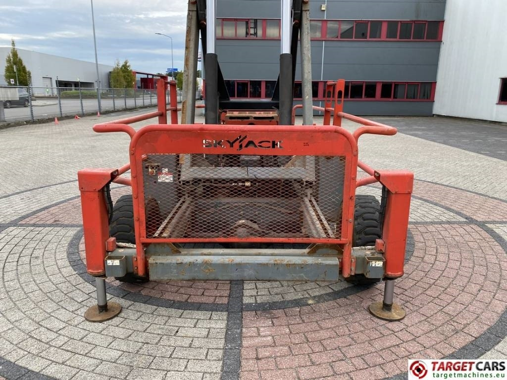 Škarasta podizna platforma SkyJack SJ9250 RT Diesel 4x4 Scissor Work Lift 1720cm: slika Škarasta podizna platforma SkyJack SJ9250 RT Diesel 4x4 Scissor Work Lift 1720cm Škarasta podizna platforma SkyJack SJ9250 RT Diesel 4x4 Scissor Work Lift 1720cm: slika Škarasta podizna platforma SkyJack SJ9250 RT Diesel 4x4 Scissor Work Lift 1720cm