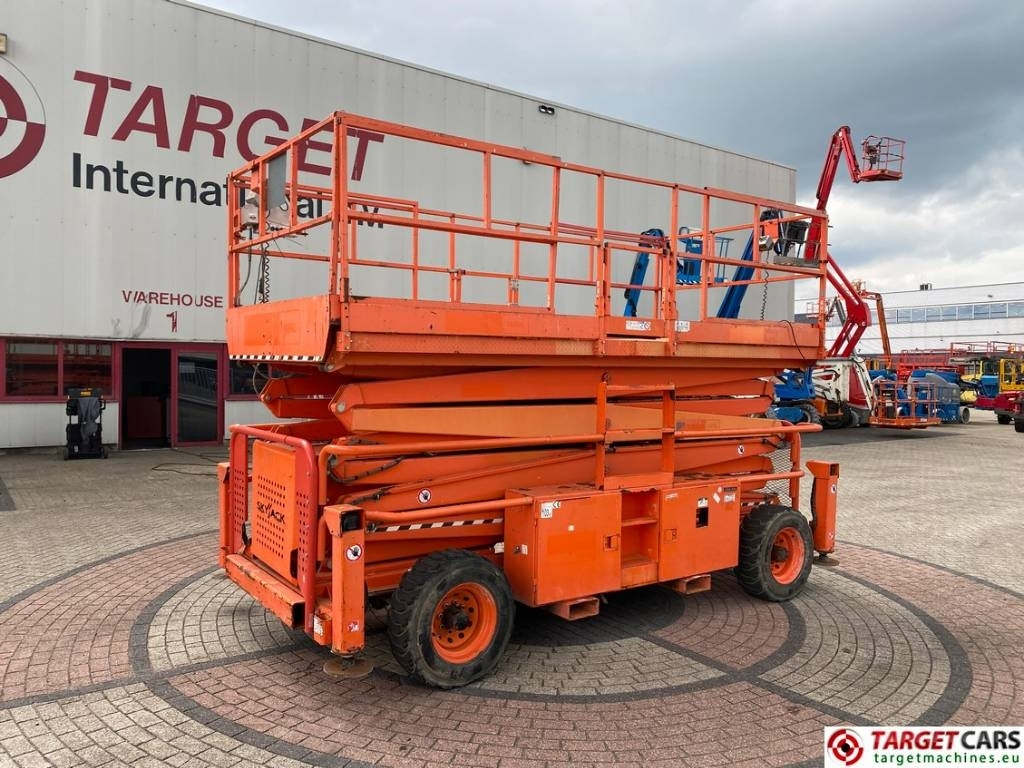 SkyJack SJ9250 RT Diesel Scissor Work Lift 1720cm - Škarasta podizna platforma: slika SkyJack SJ9250 RT Diesel Scissor Work Lift 1720cm - Škarasta podizna platforma SkyJack SJ9250 RT Diesel Scissor Work Lift 1720cm - Škarasta podizna platforma: slika SkyJack SJ9250 RT Diesel Scissor Work Lift 1720cm - Škarasta podizna platforma