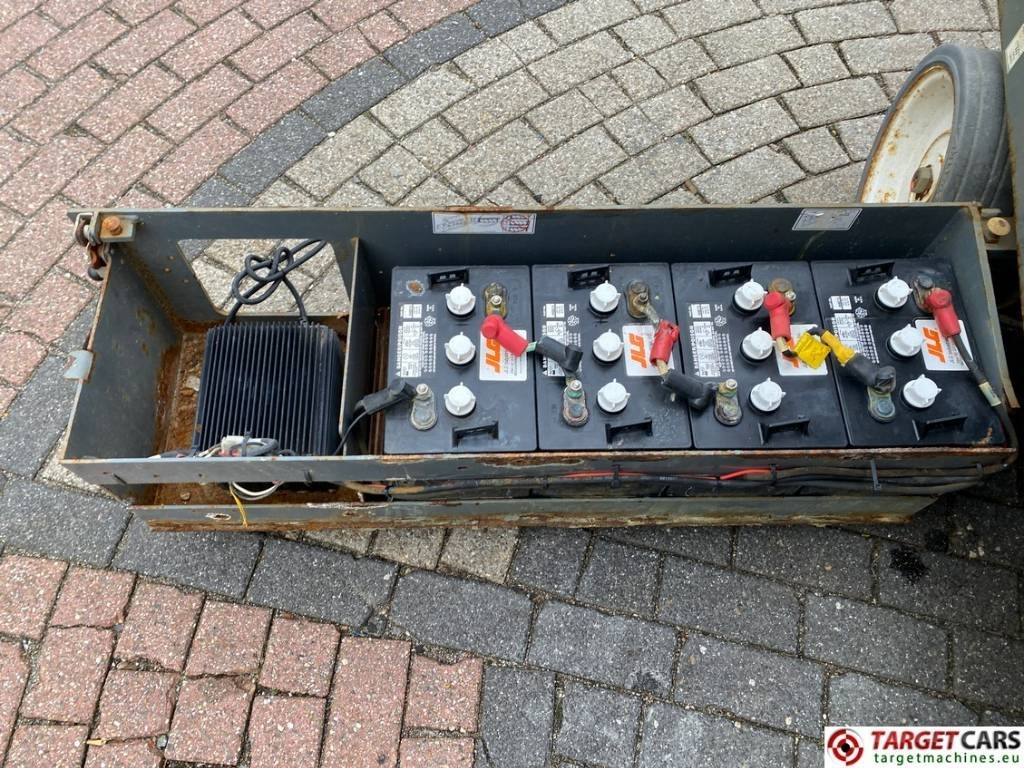 Škarasta podizna platforma SkyJack SJIII-4632 Electric Scissor SJ4632 WorkLift 1170cm: slika Škarasta podizna platforma SkyJack SJIII-4632 Electric Scissor SJ4632 WorkLift 1170cm