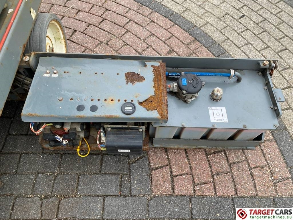 Škarasta podizna platforma SkyJack SJIII-4632 Electric Scissor SJ4632 WorkLift 1170cm: slika Škarasta podizna platforma SkyJack SJIII-4632 Electric Scissor SJ4632 WorkLift 1170cm