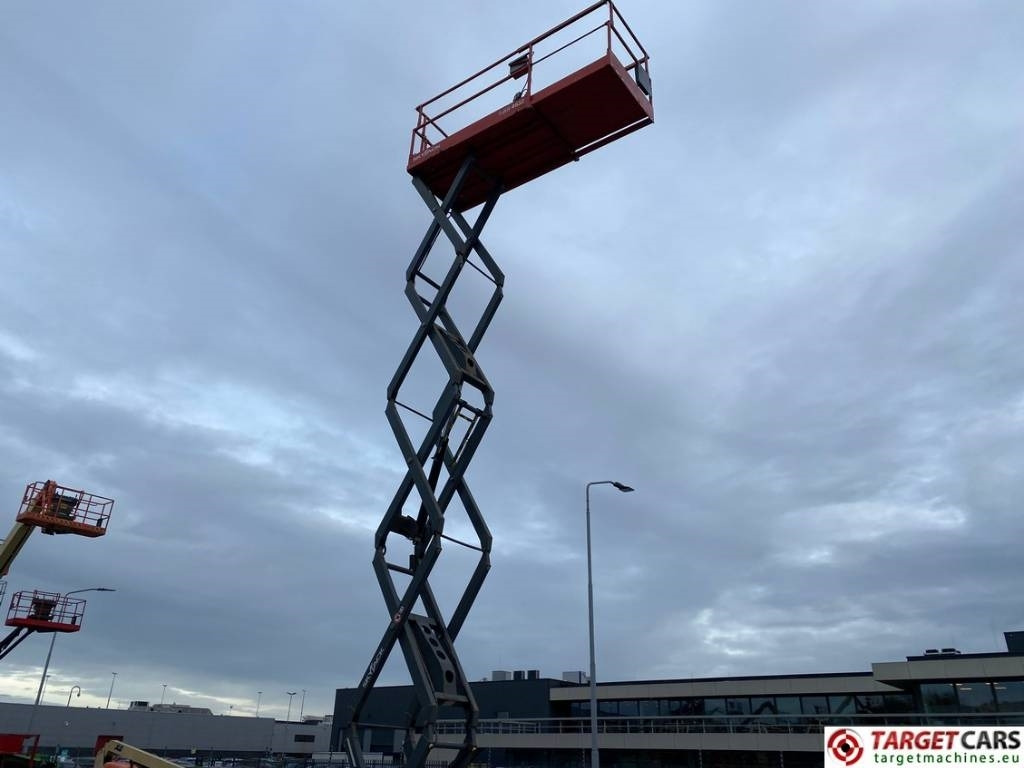 Škarasta podizna platforma SkyJack SJIII-4632 Electric Scissor SJ4632 WorkLift 1170cm: slika Škarasta podizna platforma SkyJack SJIII-4632 Electric Scissor SJ4632 WorkLift 1170cm