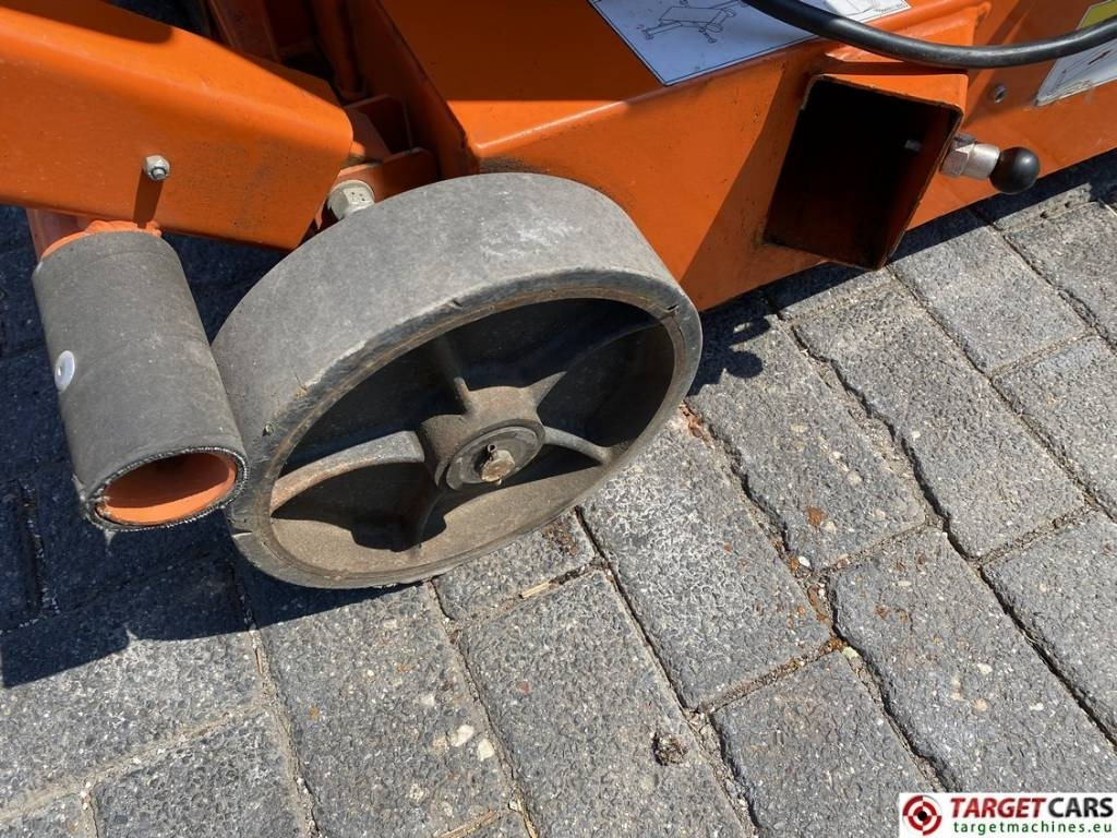 Platforma za podizanje stupa u okomitom položaju Snorkel UL32 AC-110/230V Vertical Mast Work Lift 1175cm: slika Platforma za podizanje stupa u okomitom položaju Snorkel UL32 AC-110/230V Vertical Mast Work Lift 1175cm