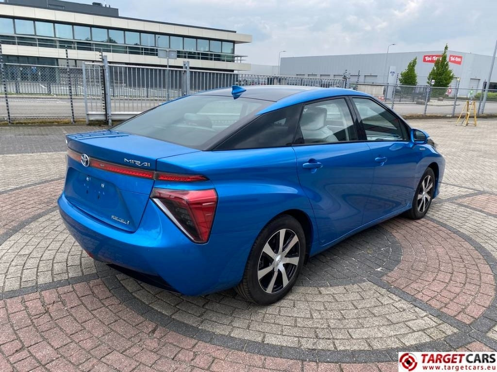 Toyota Mirai FCV HydroGen FuelCell - Limuzina: slika Toyota Mirai FCV HydroGen FuelCell - Limuzina Toyota Mirai FCV HydroGen FuelCell - Limuzina: slika Toyota Mirai FCV HydroGen FuelCell - Limuzina