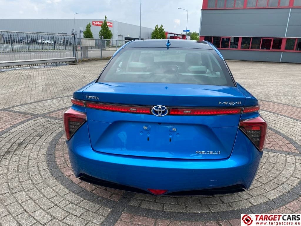Toyota Mirai FCV HydroGen FuelCell - Limuzina: slika Toyota Mirai FCV HydroGen FuelCell - Limuzina Toyota Mirai FCV HydroGen FuelCell - Limuzina: slika Toyota Mirai FCV HydroGen FuelCell - Limuzina