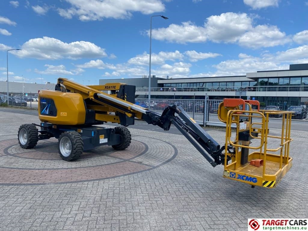 XCMG XGA18E Diesel 4x4 Articulated Boom Work Lift 18M - Zglobni krak: slika XCMG XGA18E Diesel 4x4 Articulated Boom Work Lift 18M - Zglobni krak XCMG XGA18E Diesel 4x4 Articulated Boom Work Lift 18M - Zglobni krak: slika XCMG XGA18E Diesel 4x4 Articulated Boom Work Lift 18M - Zglobni krak