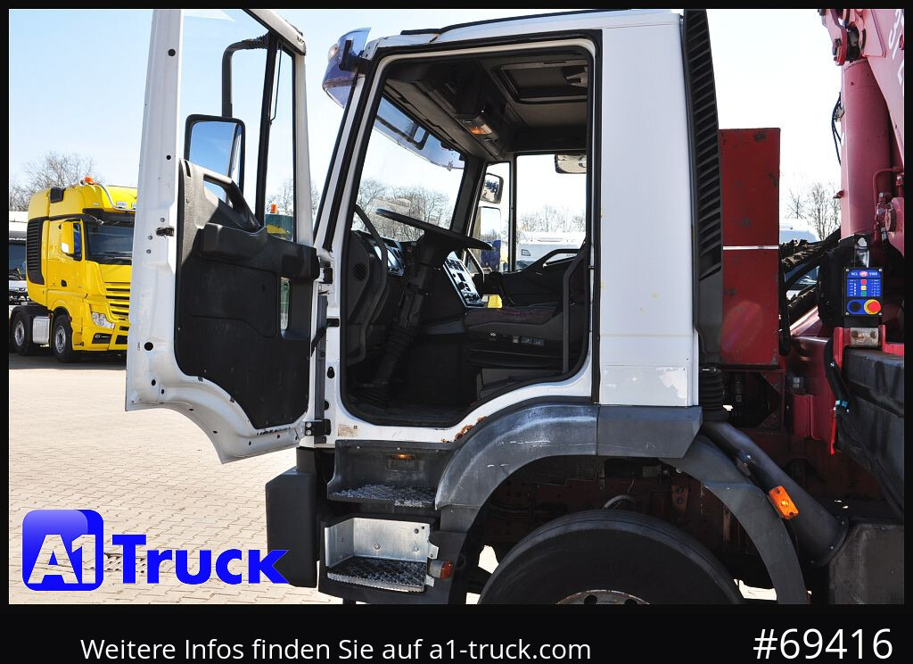 IVECO 420 6x4, HMF3722 Jib Funk Seilwinde, - Kamion s kranom: slika IVECO 420 6x4, HMF3722 Jib Funk Seilwinde, - Kamion s kranom IVECO 420 6x4, HMF3722 Jib Funk Seilwinde, - Kamion s kranom: slika IVECO 420 6x4, HMF3722 Jib Funk Seilwinde, - Kamion s kranom