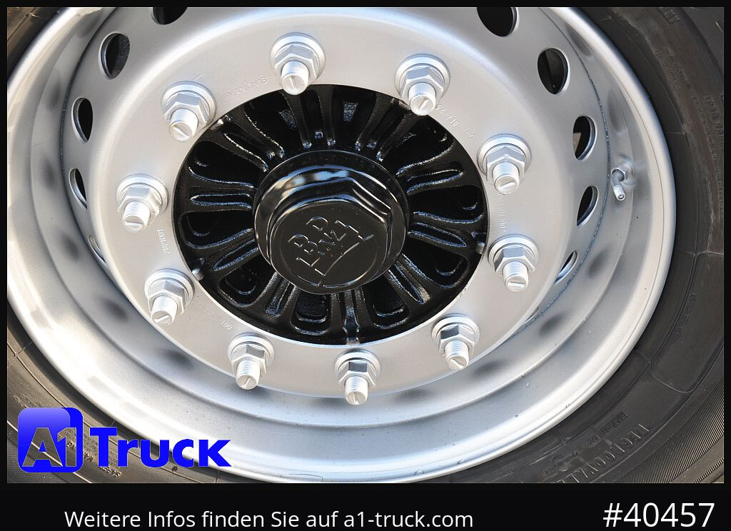 KRONE Container Chassi lang, 2 x 7,45 Wechselbrücken, wenig genutzt.. - Transporter kontejnera/ Poluprikolica s izmjenjivim sanducima: slika KRONE Container Chassi lang, 2 x 7,45 Wechselbrücken, wenig genutzt.. - Transporter kontejnera/ Poluprikolica s izmjenjivim sanducima KRONE Container Chassi lang, 2 x 7,45 Wechselbrücken, wenig genutzt.. - Transporter kontejnera/ Poluprikolica s izmjenjivim sanducima: slika KRONE Container Chassi lang, 2 x 7,45 Wechselbrücken, wenig genutzt.. - Transporter kontejnera/ Poluprikolica s izmjenjivim sanducima