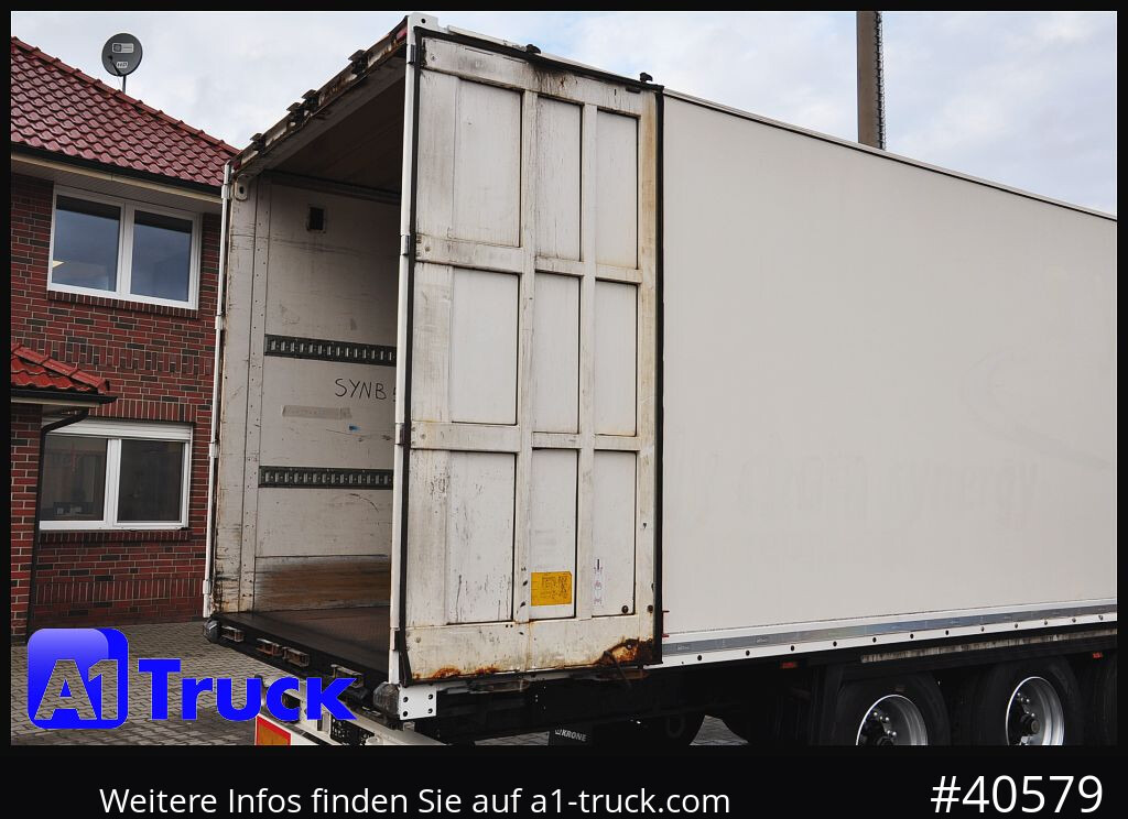 KRONE SDK 27, Koffer, 1 Vorbesitzer, Plywood, - Poluprikolica sa zatvorenim sandukom: slika KRONE SDK 27, Koffer, 1 Vorbesitzer, Plywood, - Poluprikolica sa zatvorenim sandukom KRONE SDK 27, Koffer, 1 Vorbesitzer, Plywood, - Poluprikolica sa zatvorenim sandukom: slika KRONE SDK 27, Koffer, 1 Vorbesitzer, Plywood, - Poluprikolica sa zatvorenim sandukom