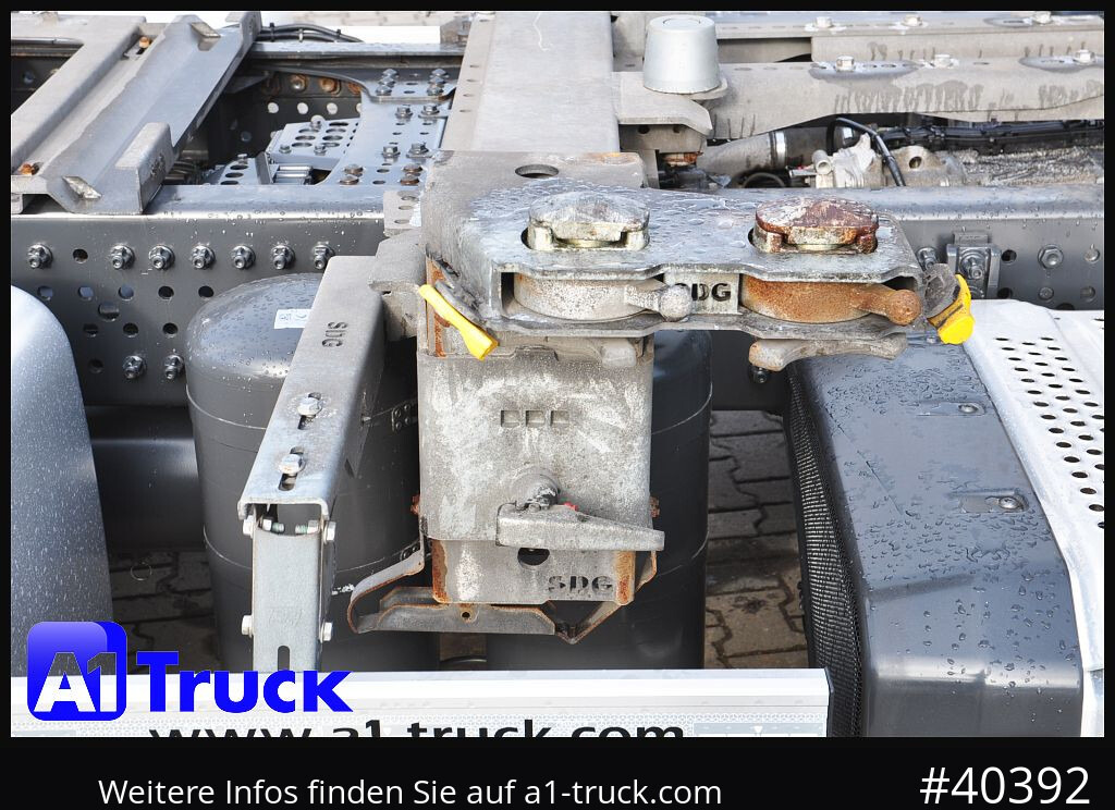 MERCEDES-BENZ 2545, BigSpace Multiwechsler BDF 7.45-7.82, - Transporter kontejnera/ Kamion s izmjenjivim sanducima: slika MERCEDES-BENZ 2545, BigSpace Multiwechsler BDF 7.45-7.82, - Transporter kontejnera/ Kamion s izmjenjivim sanducima MERCEDES-BENZ 2545, BigSpace Multiwechsler BDF 7.45-7.82, - Transporter kontejnera/ Kamion s izmjenjivim sanducima: slika MERCEDES-BENZ 2545, BigSpace Multiwechsler BDF 7.45-7.82, - Transporter kontejnera/ Kamion s izmjenjivim sanducima