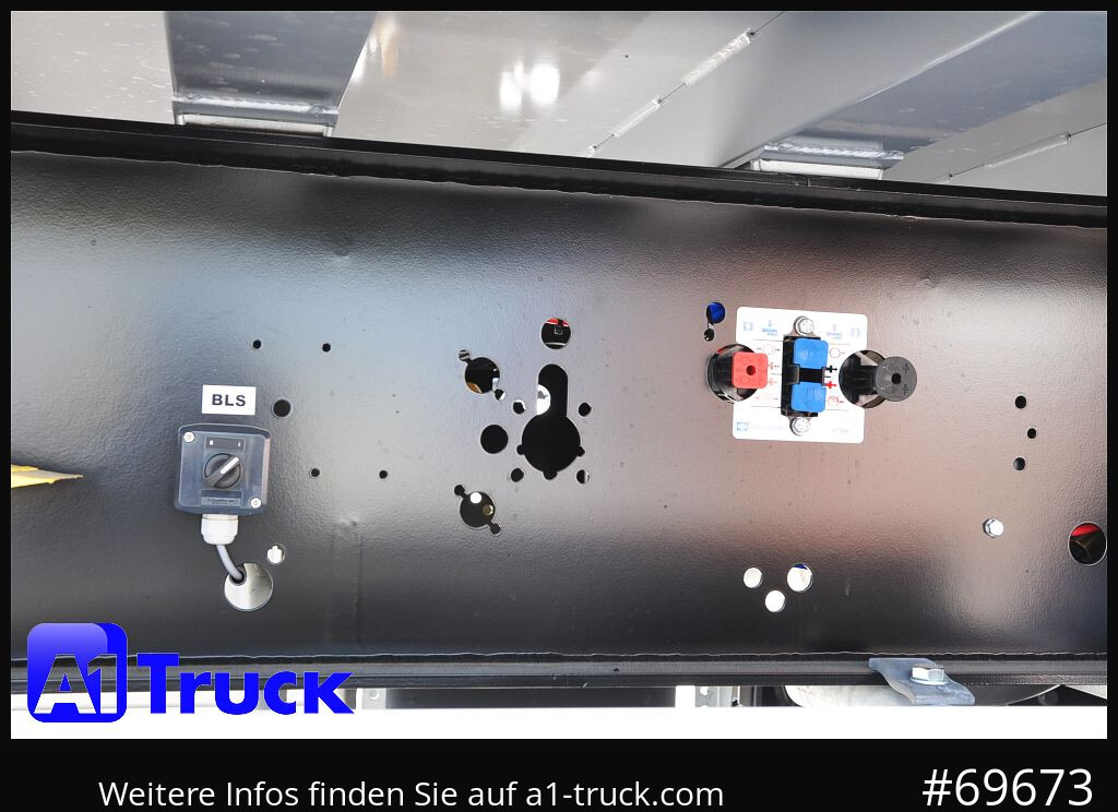 REISCH RHKS, Alu-Kippmulde 54m³, Kombitüren, Alufelgen, Liftachse, - Kiper poluprikolica: slika REISCH RHKS, Alu-Kippmulde 54m³, Kombitüren, Alufelgen, Liftachse, - Kiper poluprikolica REISCH RHKS, Alu-Kippmulde 54m³, Kombitüren, Alufelgen, Liftachse, - Kiper poluprikolica: slika REISCH RHKS, Alu-Kippmulde 54m³, Kombitüren, Alufelgen, Liftachse, - Kiper poluprikolica