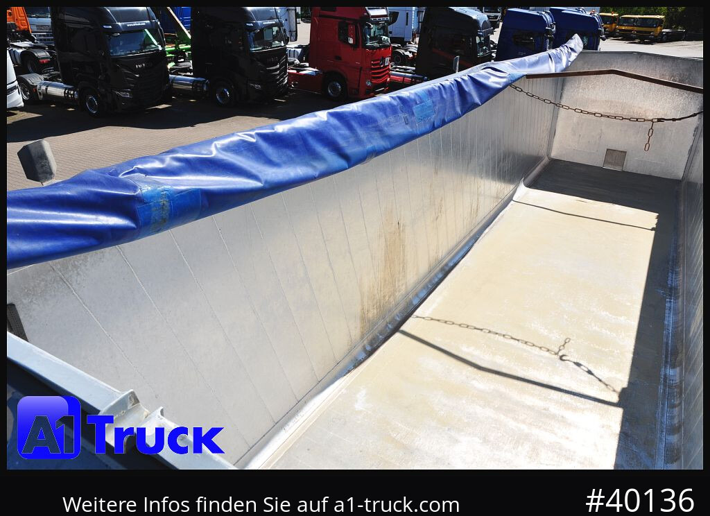 SCHMITZ SKI 24, SL 9.6 Lift, ca. 50m³ - Kiper poluprikolica: slika SCHMITZ SKI 24, SL 9.6 Lift, ca. 50m³ - Kiper poluprikolica SCHMITZ SKI 24, SL 9.6 Lift, ca. 50m³ - Kiper poluprikolica: slika SCHMITZ SKI 24, SL 9.6 Lift, ca. 50m³ - Kiper poluprikolica