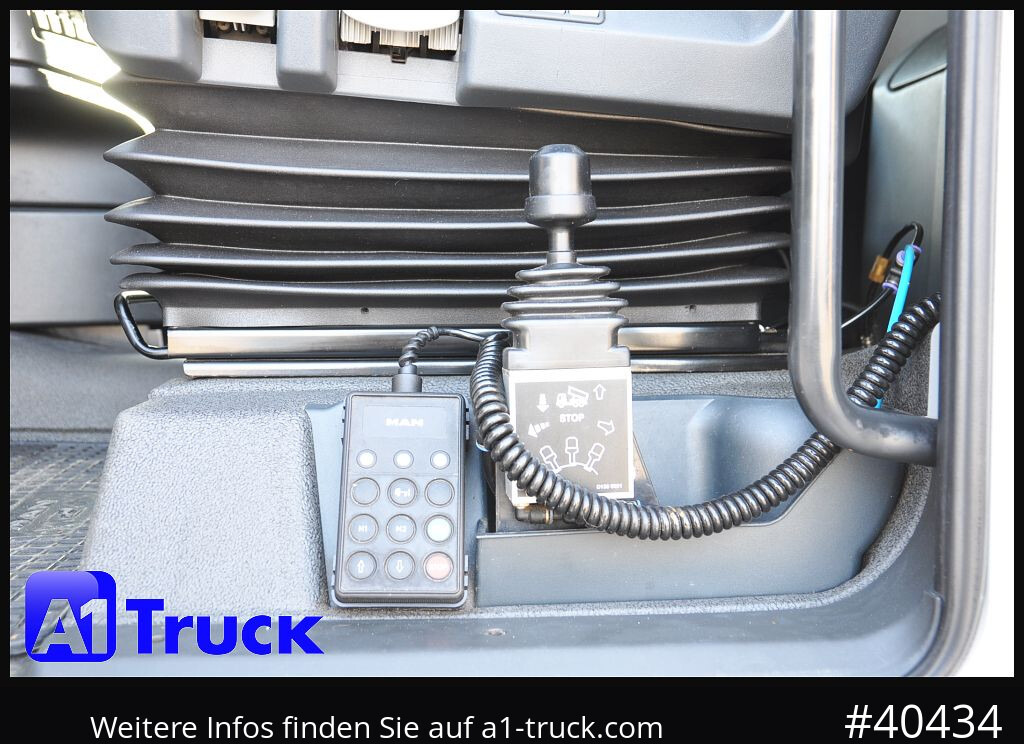 MAN TGX 18,440 XLX Intarder, Hydraulik, ACC - Tegljač: slika MAN TGX 18,440 XLX Intarder, Hydraulik, ACC - Tegljač MAN TGX 18,440 XLX Intarder, Hydraulik, ACC - Tegljač: slika MAN TGX 18,440 XLX Intarder, Hydraulik, ACC - Tegljač