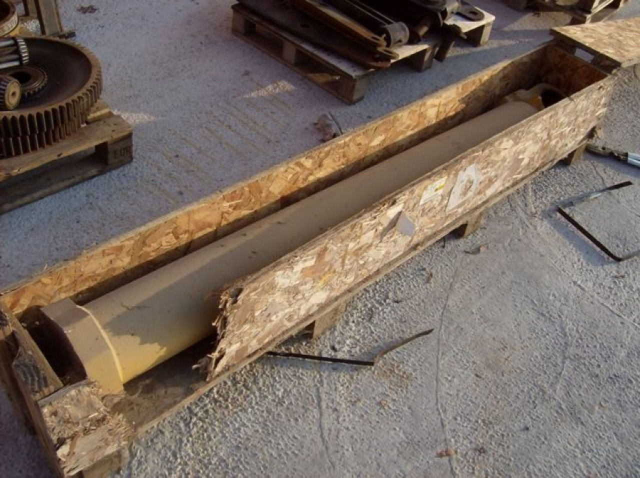 Caterpillar 225 CANNA NUOVA PER CILINDRO STICK - Hidraulični cilindar za Građevinski strojevi: slika Caterpillar 225 CANNA NUOVA PER CILINDRO STICK - Hidraulični cilindar za Građevinski strojevi Caterpillar 225 CANNA NUOVA PER CILINDRO STICK - Hidraulični cilindar za Građevinski strojevi: slika Caterpillar 225 CANNA NUOVA PER CILINDRO STICK - Hidraulični cilindar za Građevinski strojevi