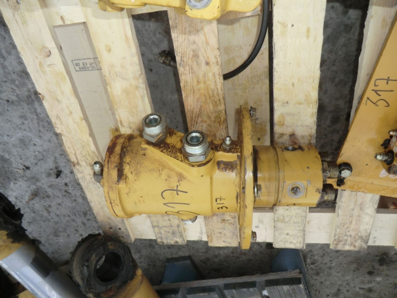 Caterpillar 317B LN Giunto rotante - Prijenos za Građevinski strojevi: slika Caterpillar 317B LN Giunto rotante - Prijenos za Građevinski strojevi Caterpillar 317B LN Giunto rotante - Prijenos za Građevinski strojevi: slika Caterpillar 317B LN Giunto rotante - Prijenos za Građevinski strojevi