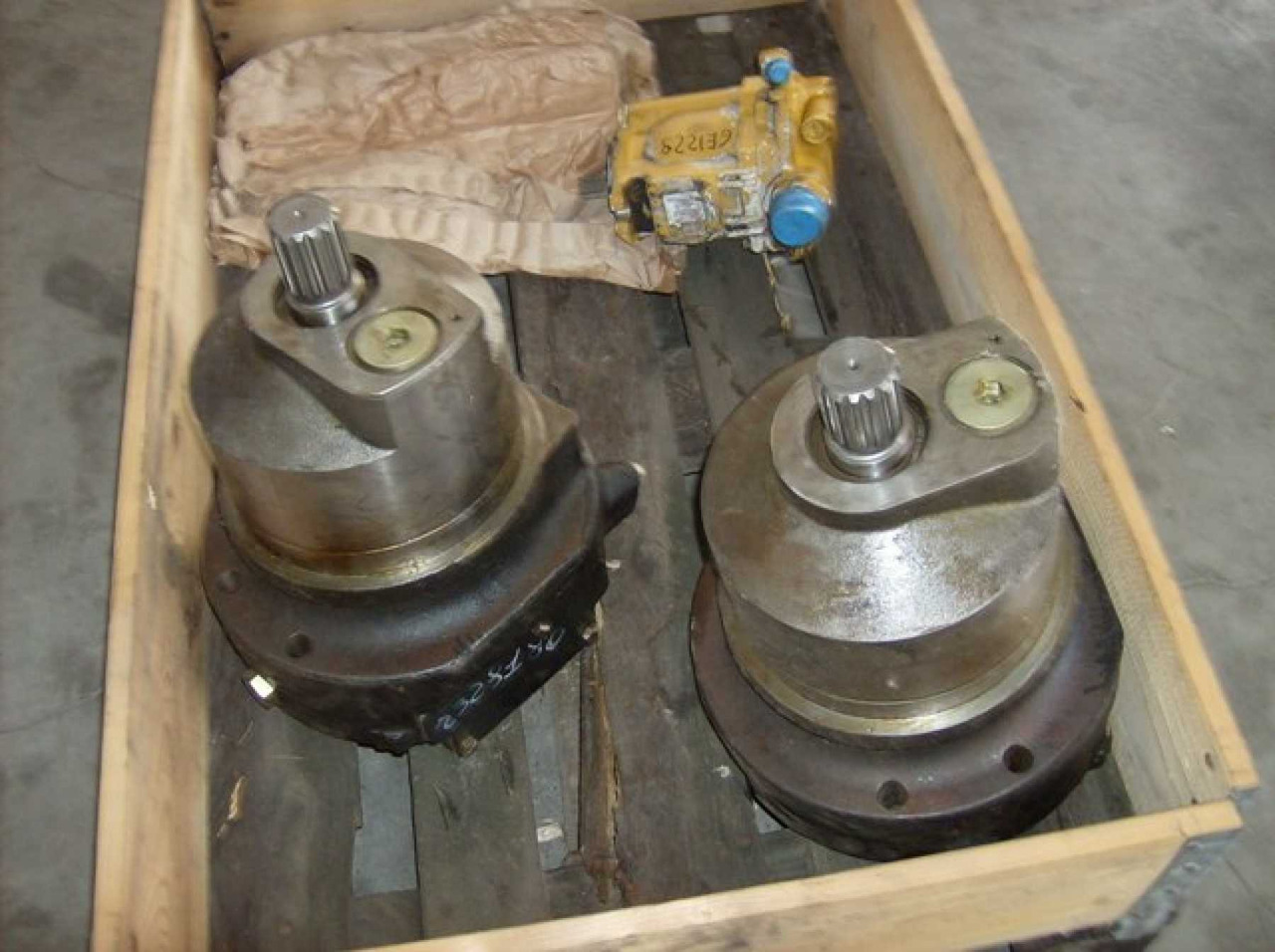 Caterpillar 345C MOTORI DI TRASLAZIONI NUOVI. - Reduktor pogona za Građevinski strojevi: slika Caterpillar 345C MOTORI DI TRASLAZIONI NUOVI. - Reduktor pogona za Građevinski strojevi Caterpillar 345C MOTORI DI TRASLAZIONI NUOVI. - Reduktor pogona za Građevinski strojevi: slika Caterpillar 345C MOTORI DI TRASLAZIONI NUOVI. - Reduktor pogona za Građevinski strojevi