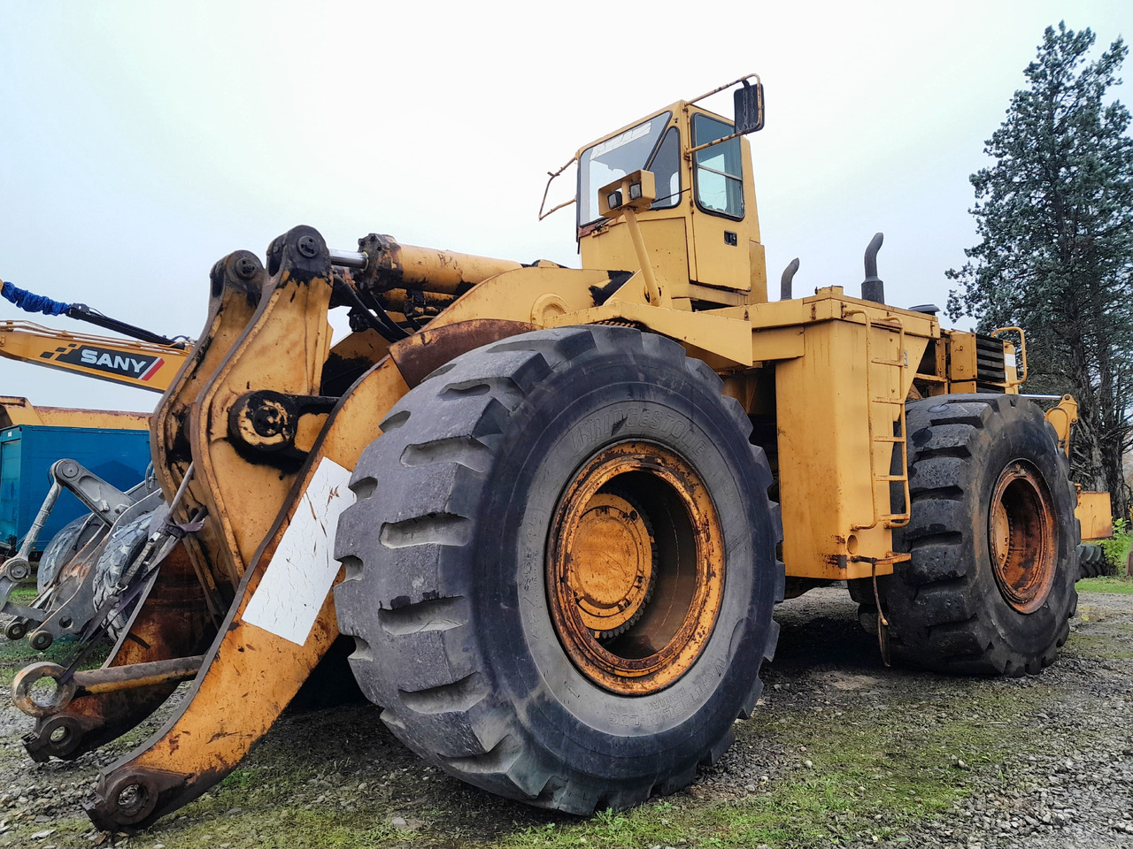 Caterpillar 992C Pala Gommata completa di cabina e benna. - Utovarivač na kotačima: slika Caterpillar 992C Pala Gommata completa di cabina e benna. - Utovarivač na kotačima Caterpillar 992C Pala Gommata completa di cabina e benna. - Utovarivač na kotačima: slika Caterpillar 992C Pala Gommata completa di cabina e benna. - Utovarivač na kotačima