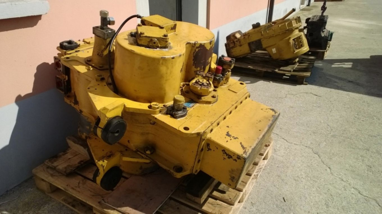 VOLVO L330E Trasmissione revisionata. - Mjenjač za Građevinski strojevi: slika VOLVO L330E Trasmissione revisionata. - Mjenjač za Građevinski strojevi VOLVO L330E Trasmissione revisionata. - Mjenjač za Građevinski strojevi: slika VOLVO L330E Trasmissione revisionata. - Mjenjač za Građevinski strojevi