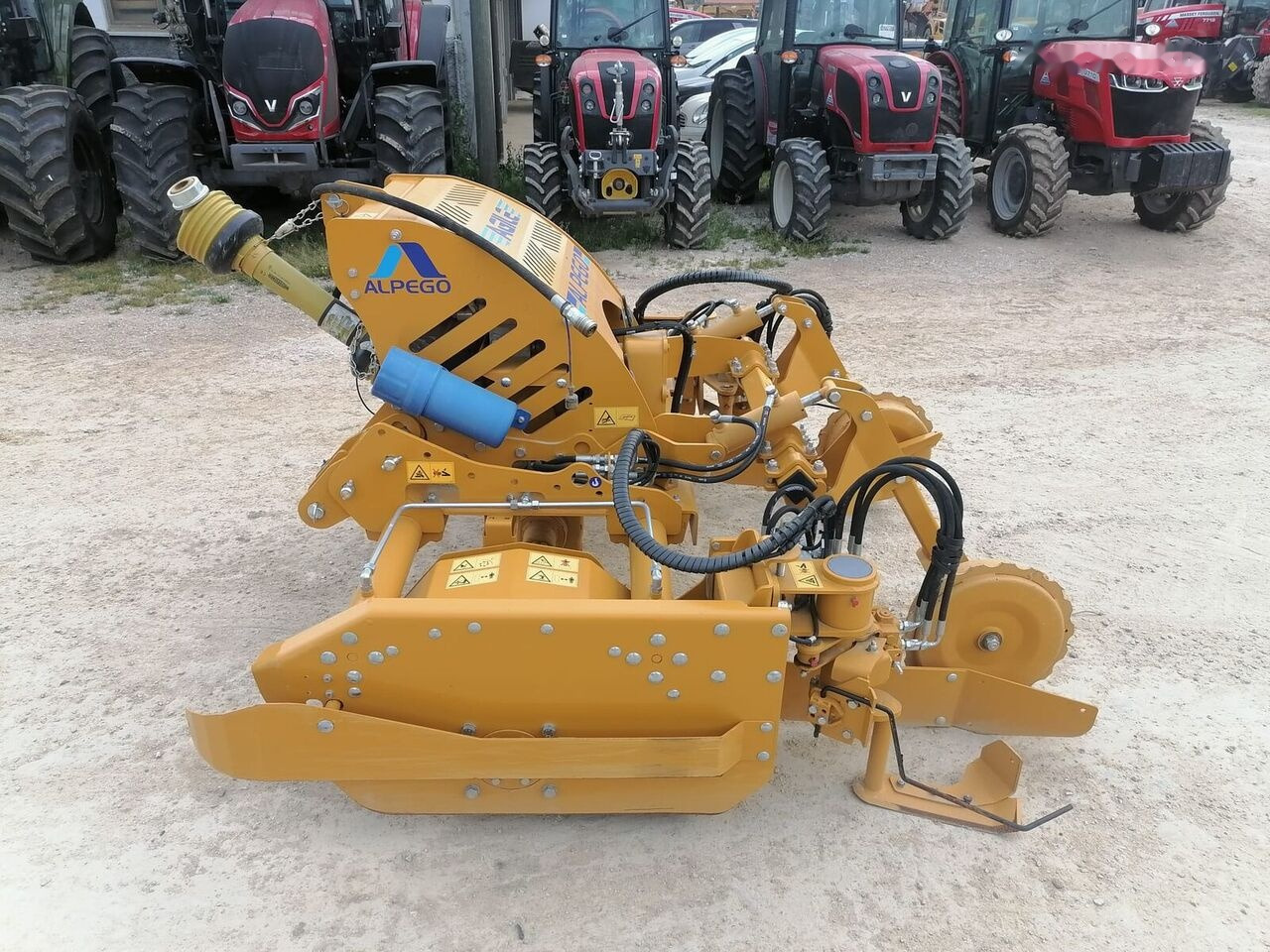 Alpego AGILE - Stroj za krumpir: slika Alpego AGILE - Stroj za krumpir Alpego AGILE - Stroj za krumpir: slika Alpego AGILE - Stroj za krumpir