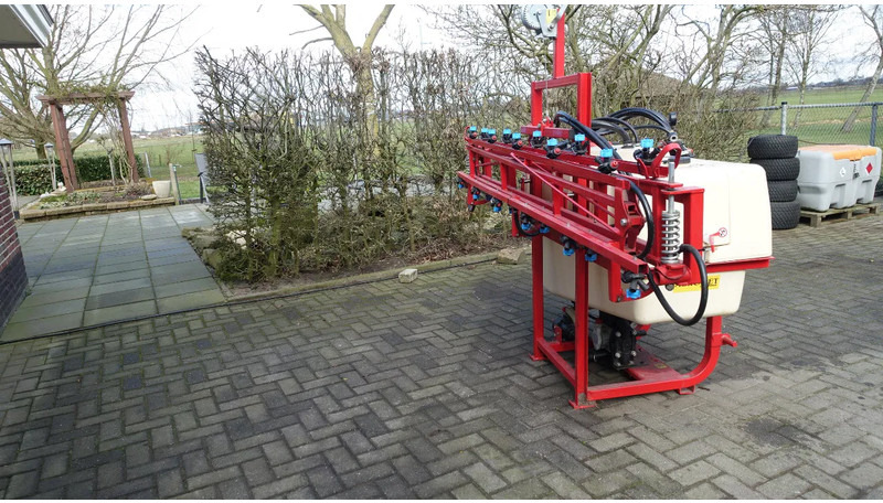 Agromet Veldspuit Smart 400/12 - Prskalica: slika Agromet Veldspuit Smart 400/12 - Prskalica Agromet Veldspuit Smart 400/12 - Prskalica: slika Agromet Veldspuit Smart 400/12 - Prskalica