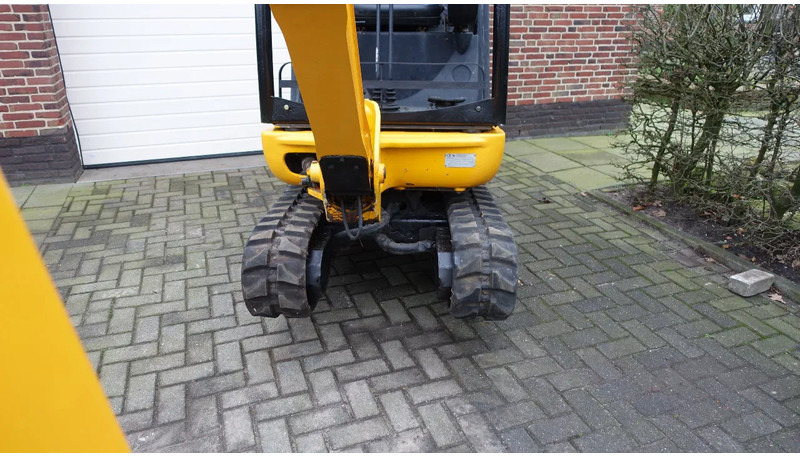 Mini kran JCB 8018 CTS: slika Mini kran JCB 8018 CTS