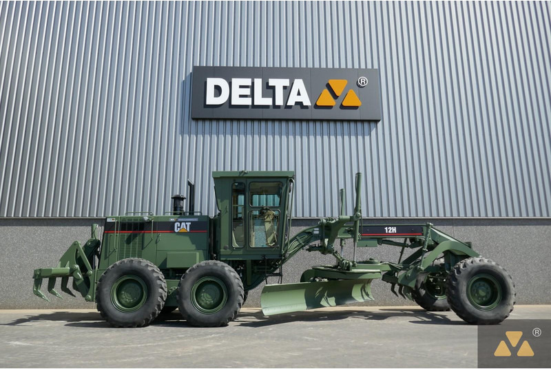 Caterpillar 12H Ex-military - Grejder: slika Caterpillar 12H Ex-military - Grejder Caterpillar 12H Ex-military - Grejder: slika Caterpillar 12H Ex-military - Grejder