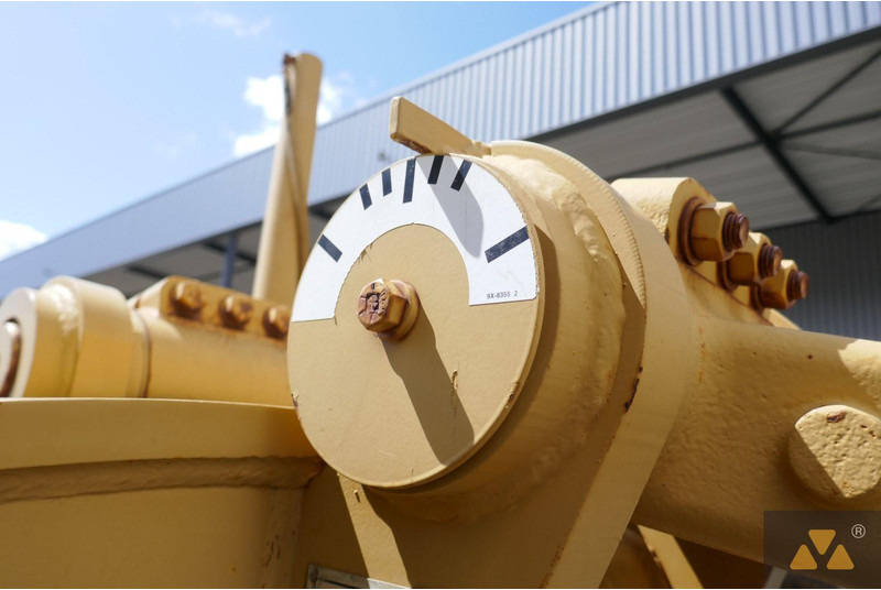 Grejder Caterpillar 12H: slika Grejder Caterpillar 12H