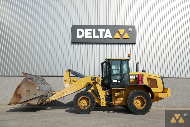 Caterpillar 938M - Utovarivač na kotačima: slika Caterpillar 938M - Utovarivač na kotačima Caterpillar 938M - Utovarivač na kotačima: slika Caterpillar 938M - Utovarivač na kotačima