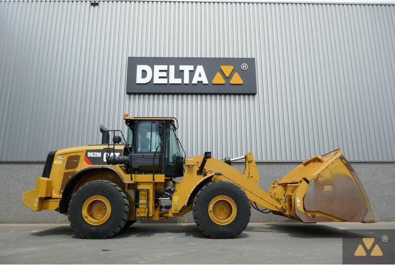 Caterpillar 962M - Utovarivač na kotačima: slika Caterpillar 962M - Utovarivač na kotačima Caterpillar 962M - Utovarivač na kotačima: slika Caterpillar 962M - Utovarivač na kotačima