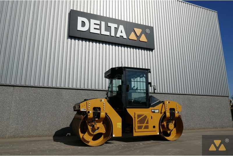 Caterpillar CB10 - Valjak: slika Caterpillar CB10 - Valjak Caterpillar CB10 - Valjak: slika Caterpillar CB10 - Valjak