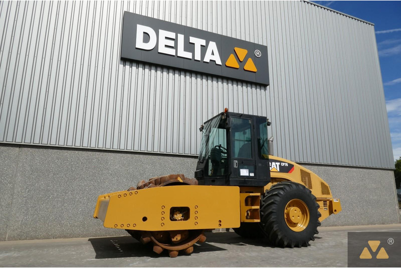Caterpillar CP76 - Valjak: slika Caterpillar CP76 - Valjak Caterpillar CP76 - Valjak: slika Caterpillar CP76 - Valjak